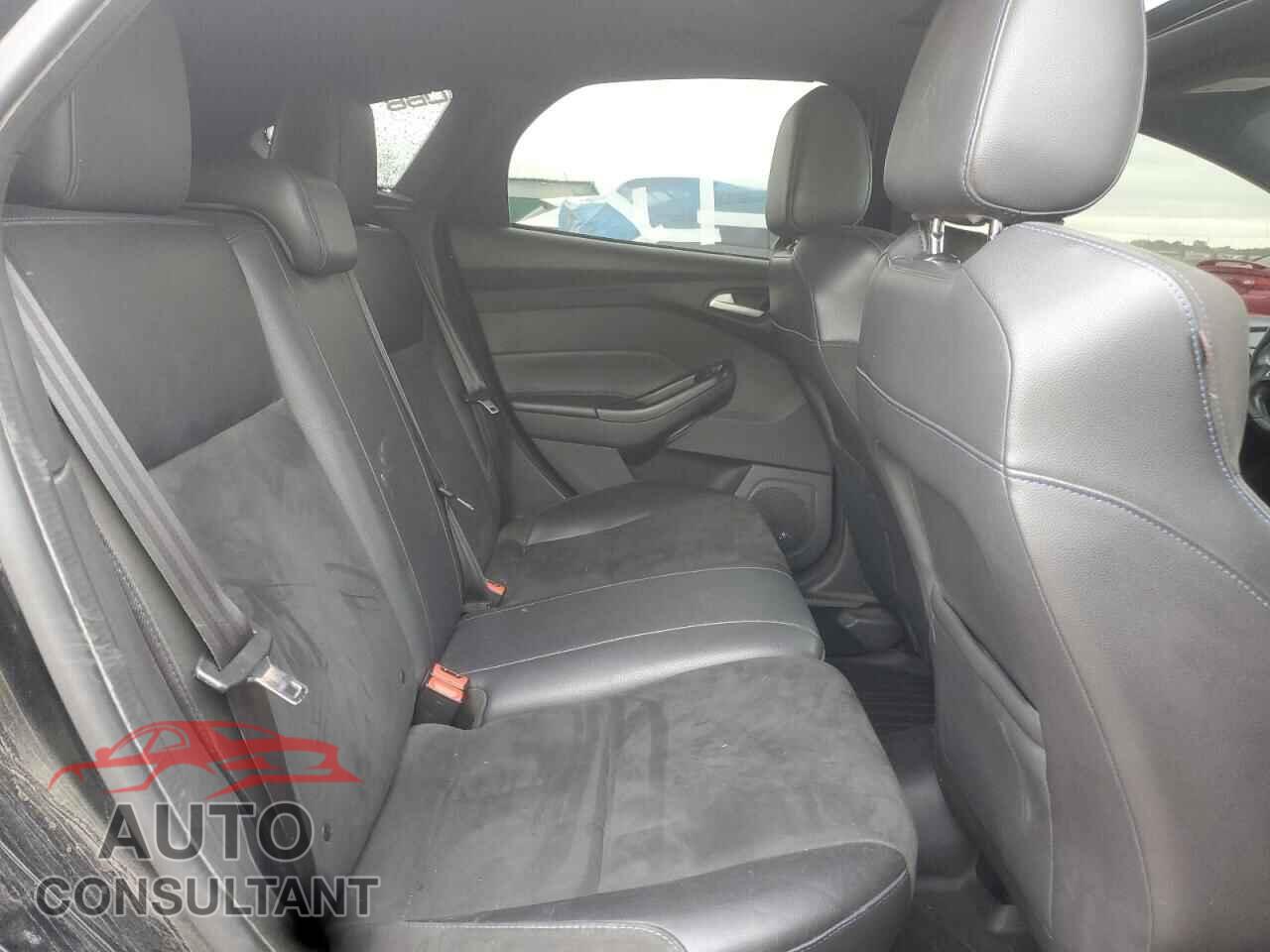FORD FOCUS 2017 - WF0DP3TH7H4120217