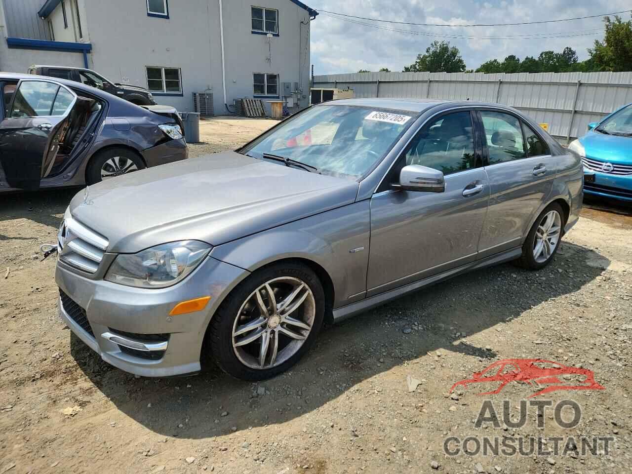 MERCEDES-BENZ C-CLASS 2012 - WDDGF4HB4CA725244