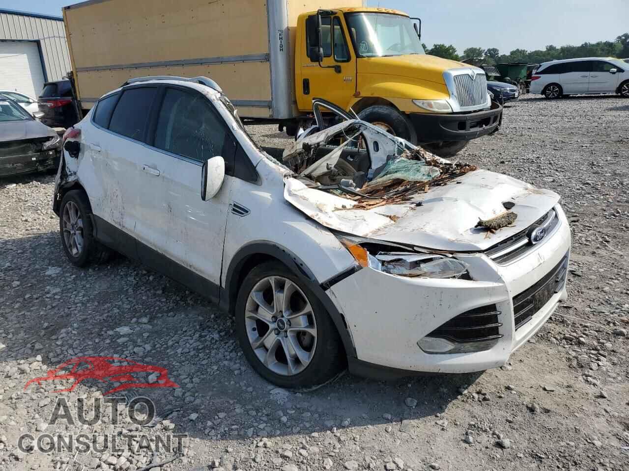 FORD ESCAPE 2015 - 1FMCU0JX5FUC24598