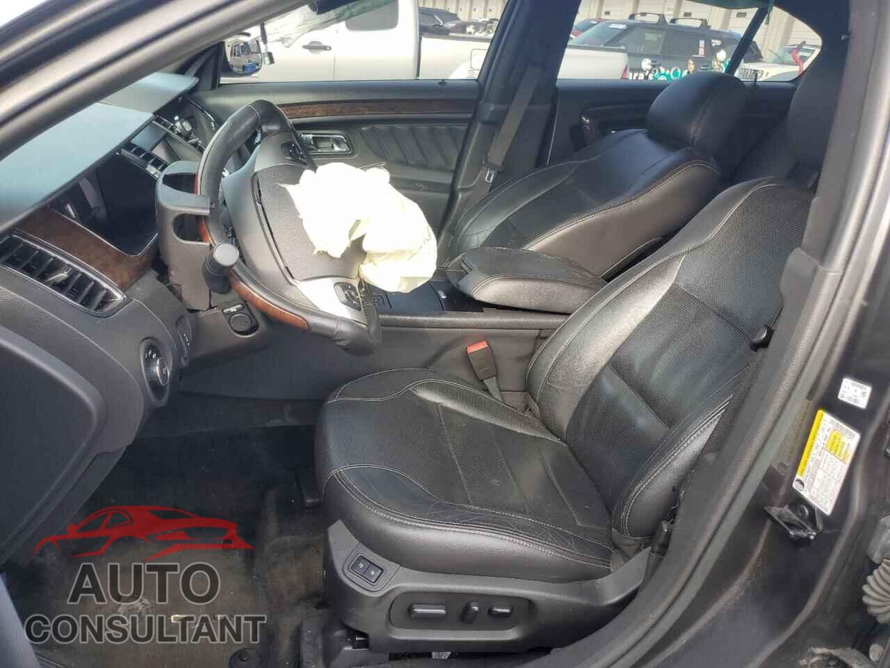 FORD TAURUS 2015 - 1FAHP2F80FG118417