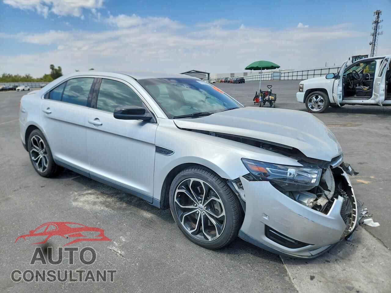 FORD TAURUS 2013 - 1FAHP2KT2DG136392