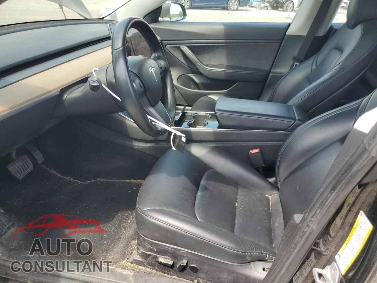 TESLA MODEL 3 2018 - 5YJ3E1EA1JF152734