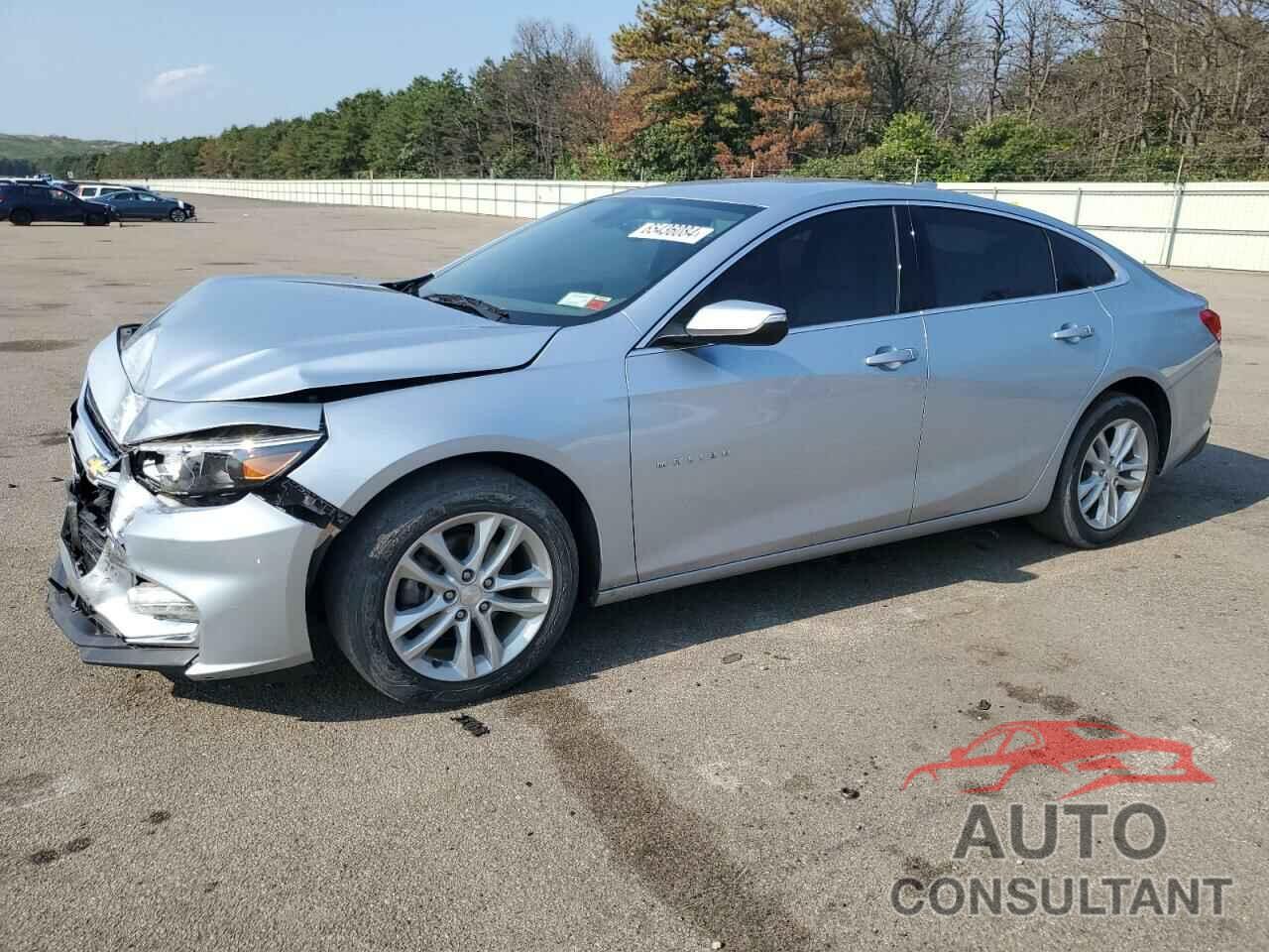 CHEVROLET MALIBU 2017 - 1G1ZE5ST4HF195972