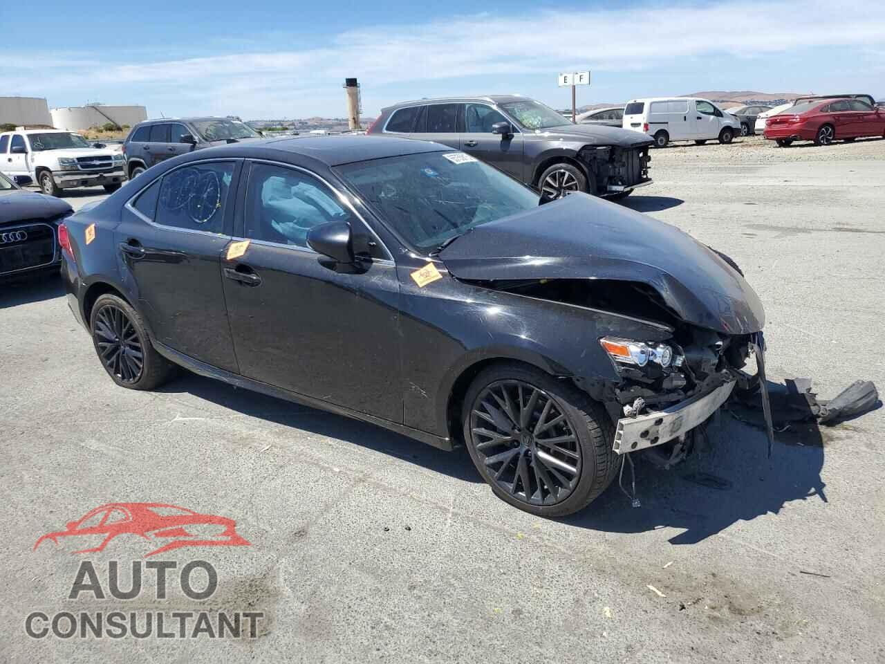 LEXUS IS 2014 - JTHBF1D28E5004945