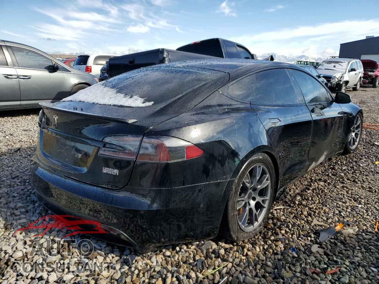 TESLA MODEL S 2021 - 5YJSA1E58MF443570