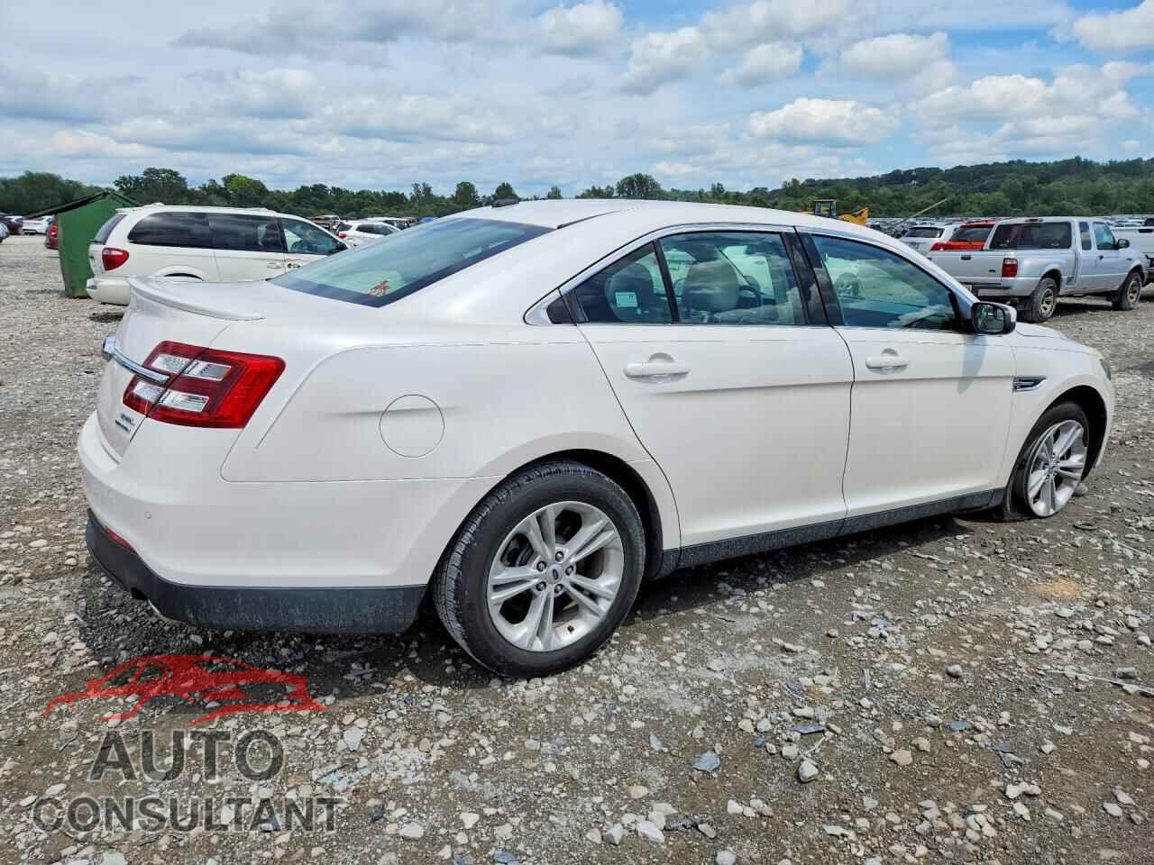FORD TAURUS 2015 - 1FAHP2E89FG179976
