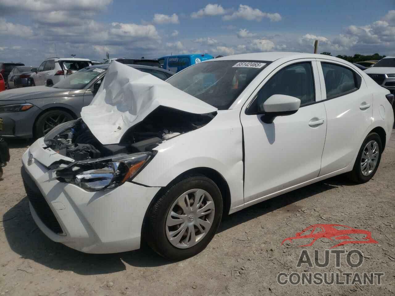 TOYOTA YARIS 2019 - 3MYDLBYV5KY516014
