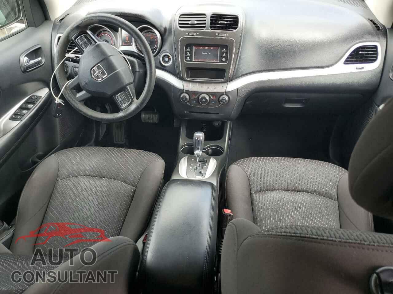 DODGE JOURNEY 2017 - 3C4PDCBG5HT576180