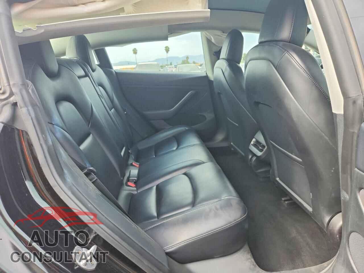 TESLA MODEL 3 2023 - 5YJ3E1EA0PF448210