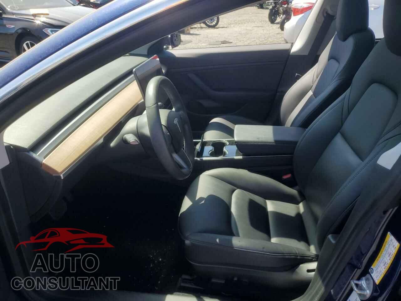 TESLA MODEL 3 2020 - 5YJ3E1EB0LF646529