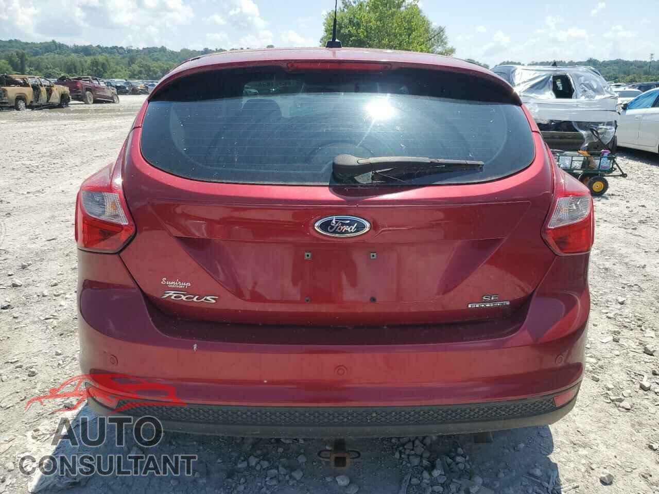FORD FOCUS 2014 - 1FADP3K27EL213410