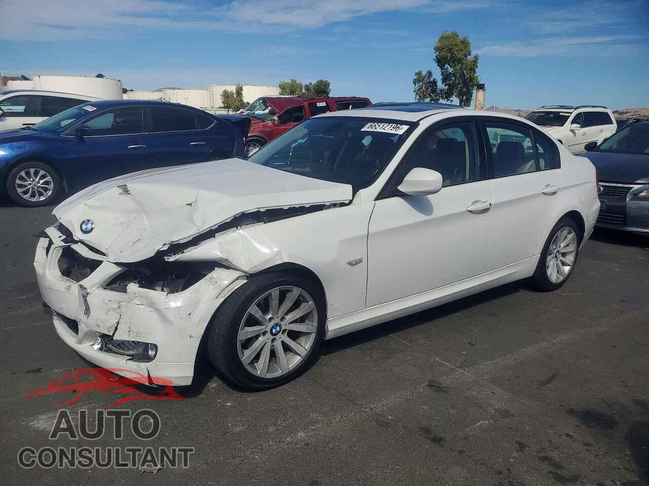 BMW 3 SERIES 2011 - WBAPH5C58BF093259