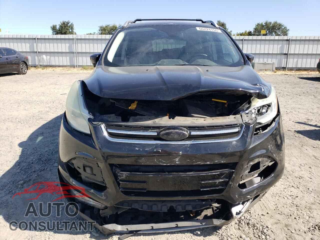 FORD ESCAPE 2015 - 1FMCU0J92FUA20455