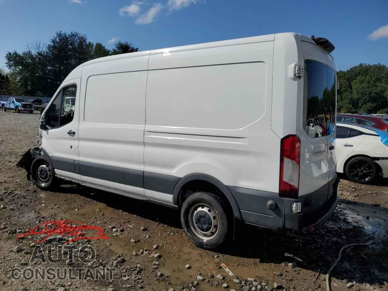 FORD TRANSIT 2018 - 1FTYR2CM0JKA44007