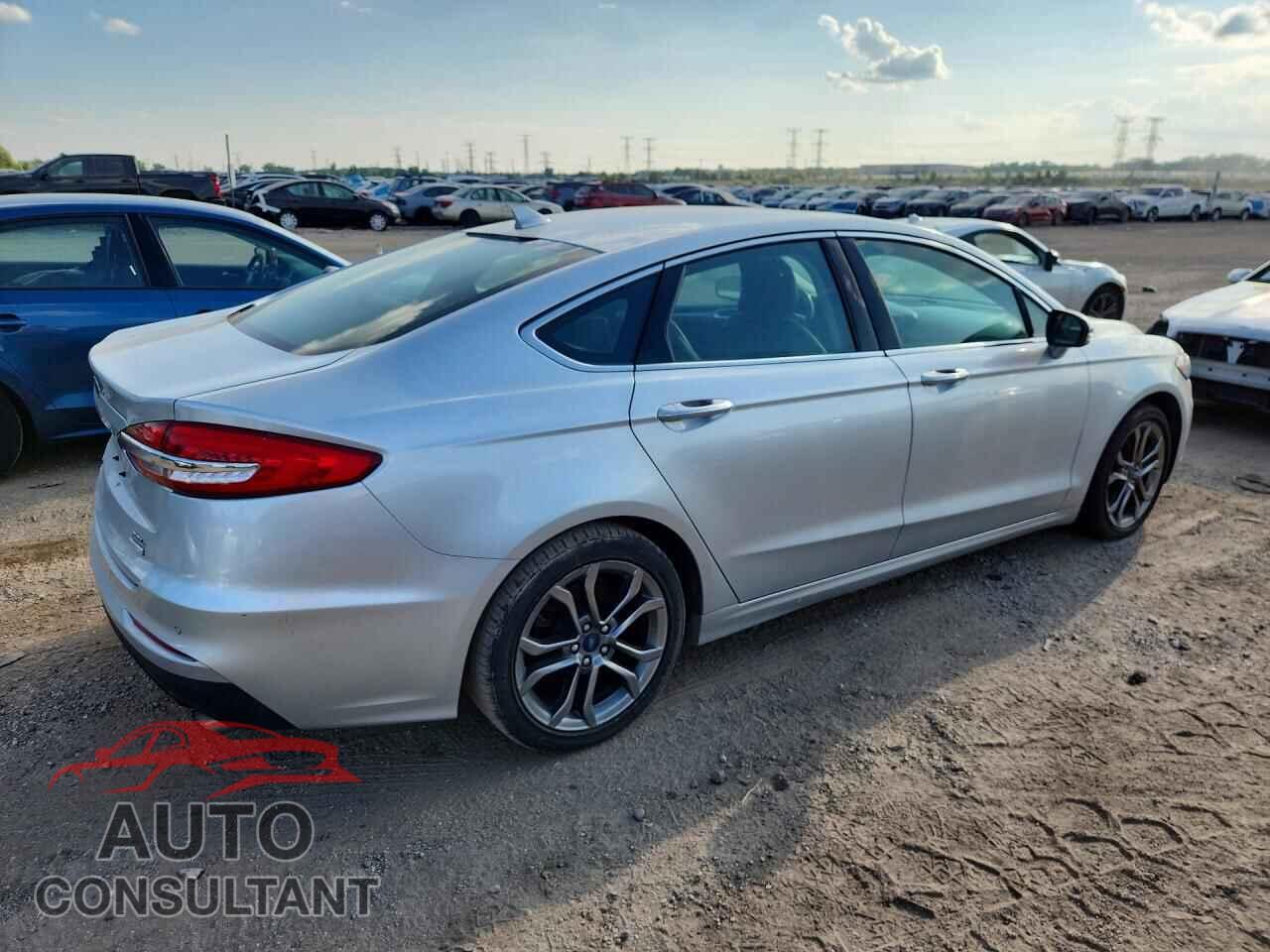 FORD FUSION 2019 - 3FA6P0CD7KR264703