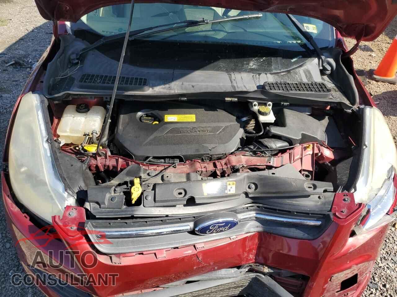 FORD ESCAPE 2014 - 1FMCU0GX8EUC05453