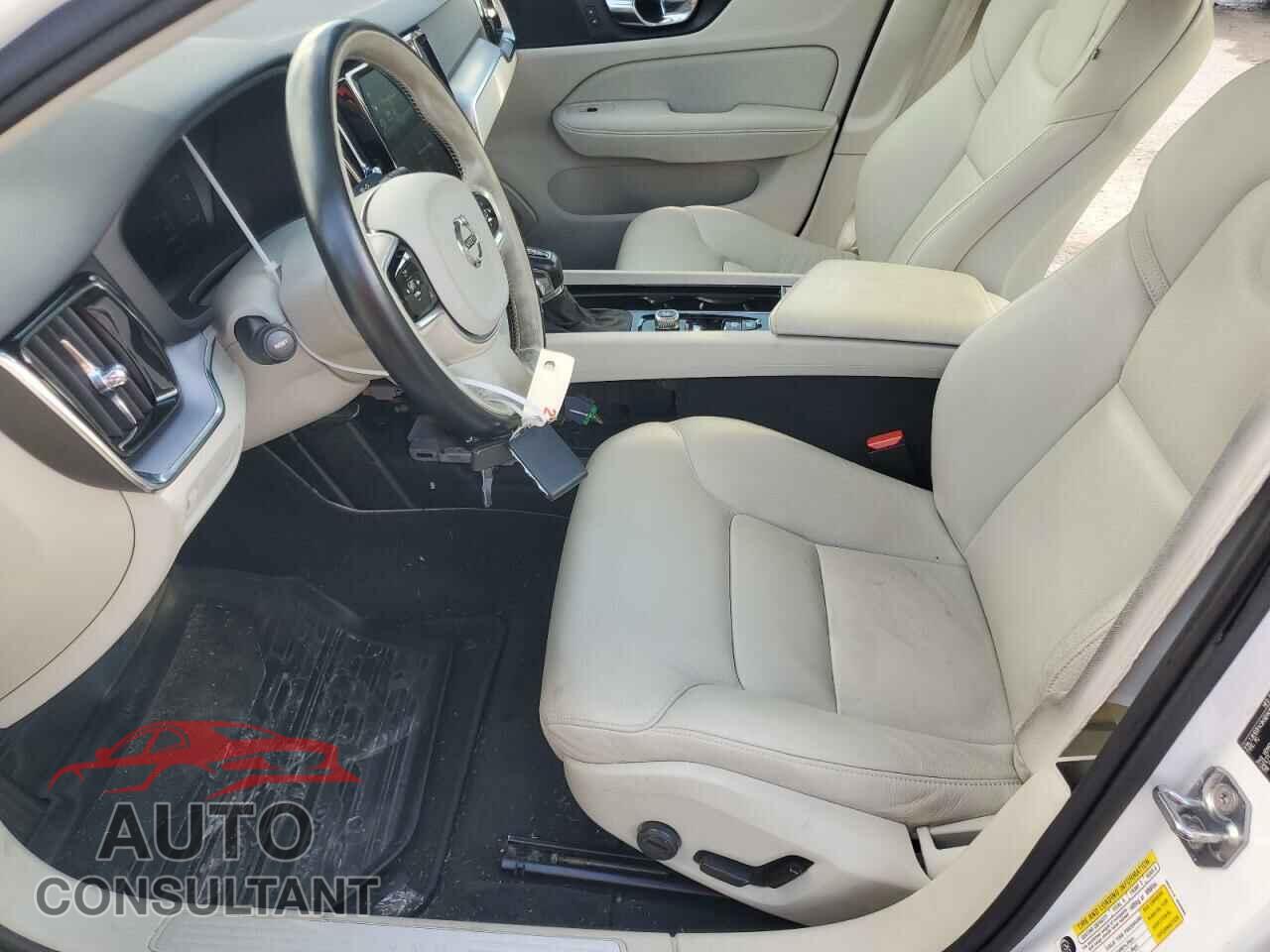 VOLVO S60 2019 - 7JR102FK3KG014169