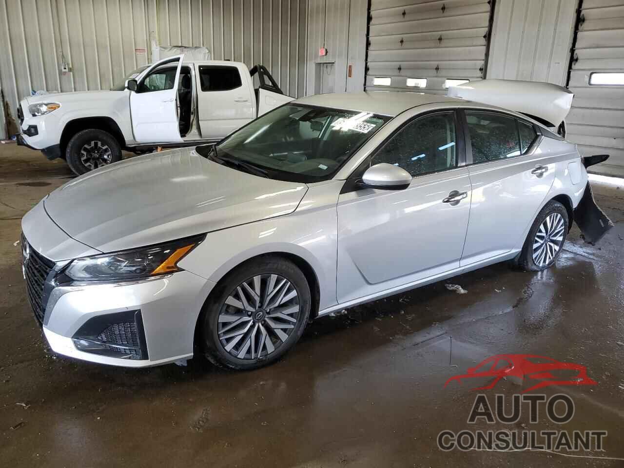 NISSAN ALTIMA 2023 - 1N4BL4DVXPN375684