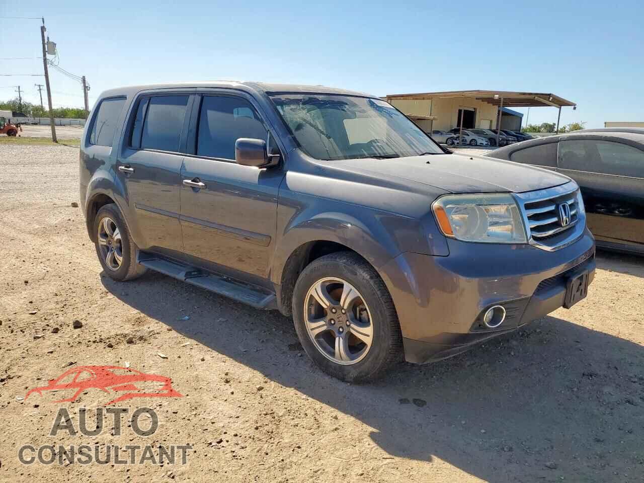 HONDA PILOT 2015 - 5FNYF3H30FB017151