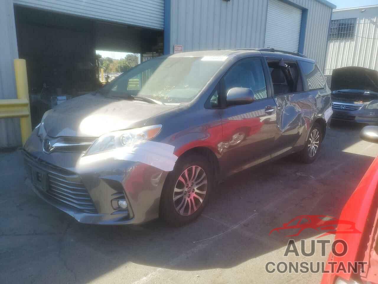 TOYOTA All Models 2018 - 5TDYZ3DC4JS911347