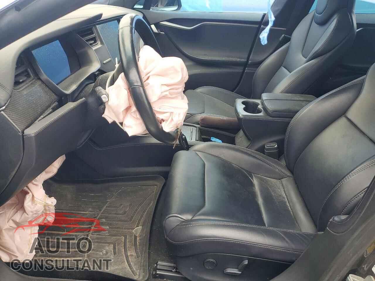 TESLA MODEL S 2018 - 5YJSA1E28JF258145