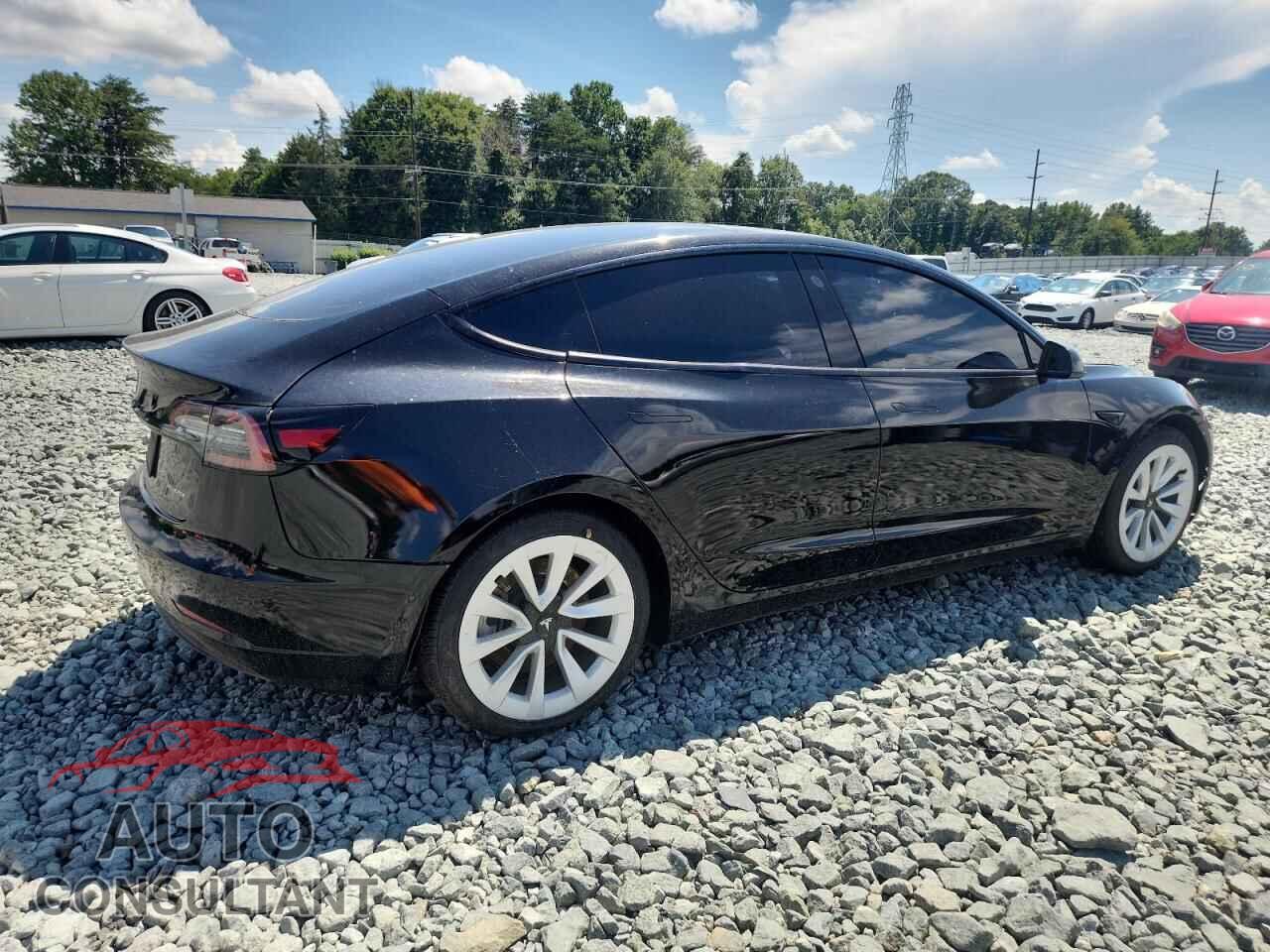TESLA MODEL 3 2022 - 5YJ3E1EA6NF369329