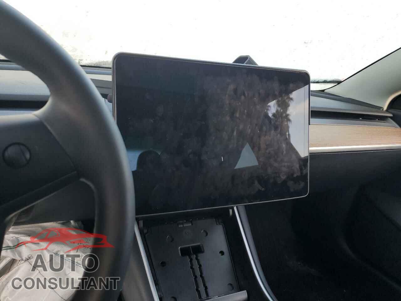 TESLA MODEL 3 2020 - 5YJ3E1EA0LF799564