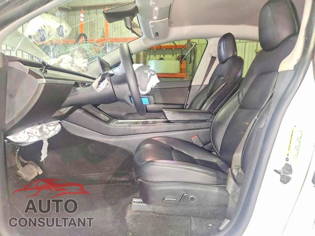 TESLA MODEL Y 2021 - 5YJYGDEE3MF248048