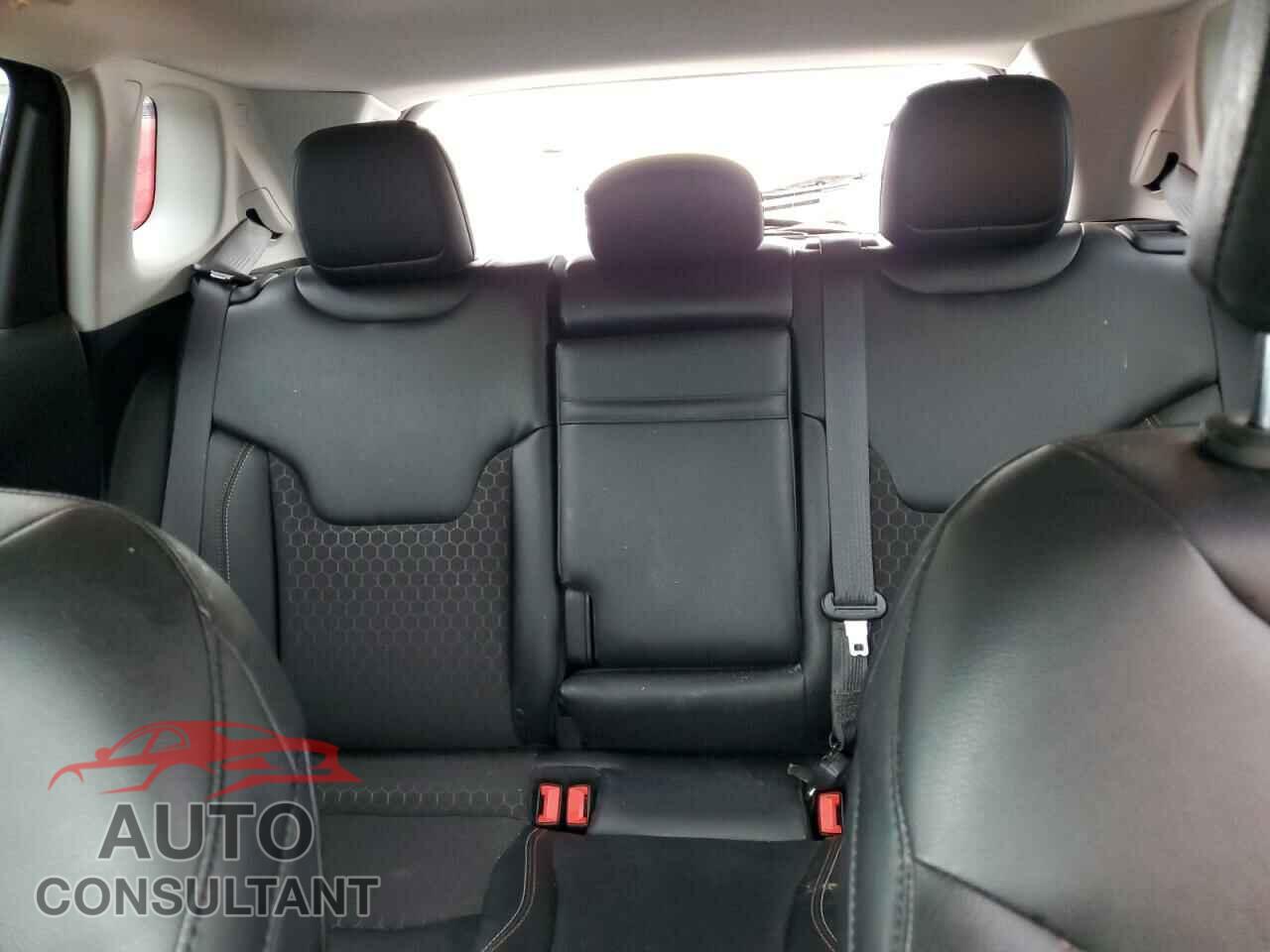 JEEP COMPASS 2018 - 3C4NJDBB7JT112839