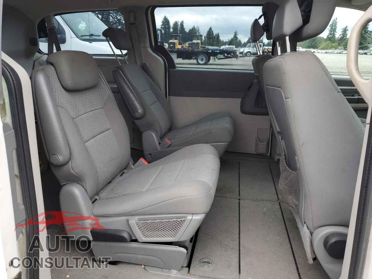 DODGE CARAVAN 2010 - 2D4RN4DE3AR348715