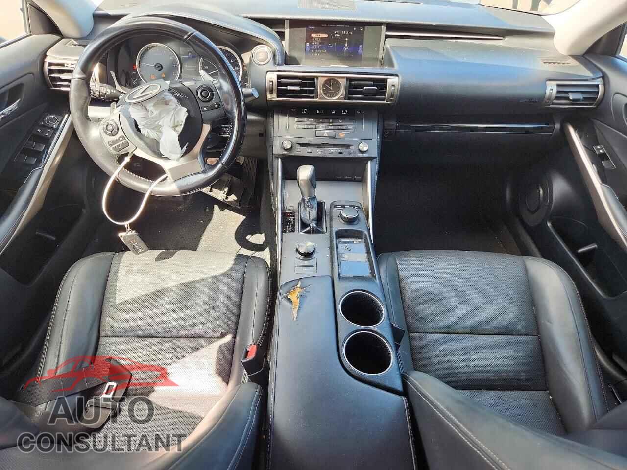 LEXUS IS 2015 - JTHBF1D29F5073113