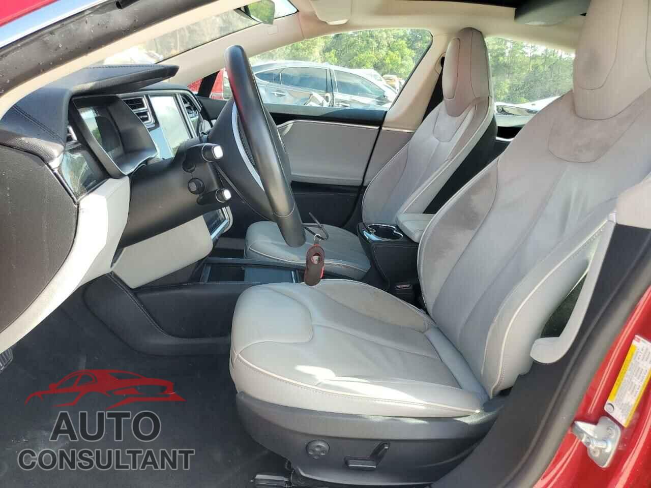TESLA MODEL S 2014 - 5YJSA1H10EFP60821