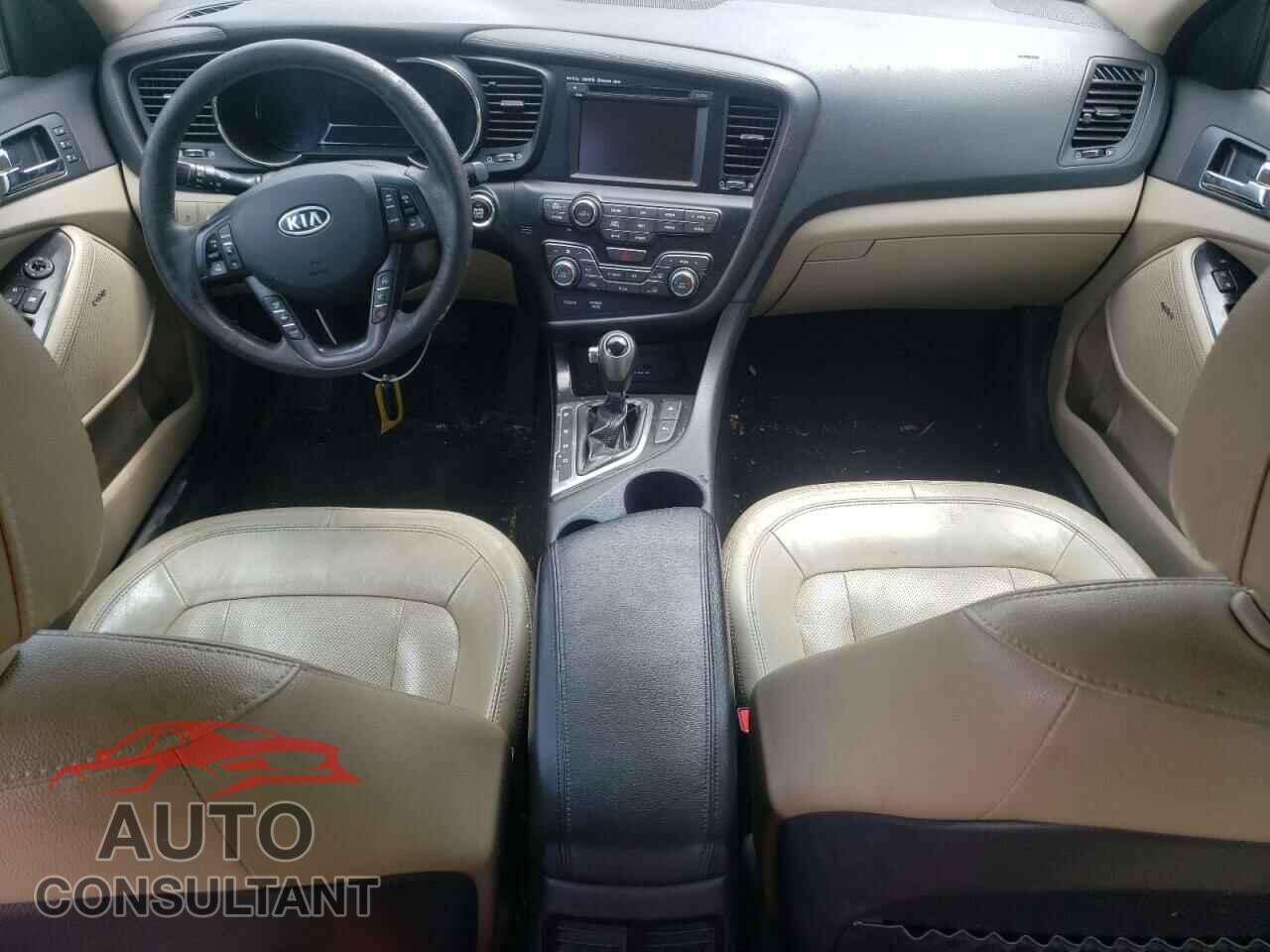KIA OPTIMA 2011 - KNAGM4AD1B5000216