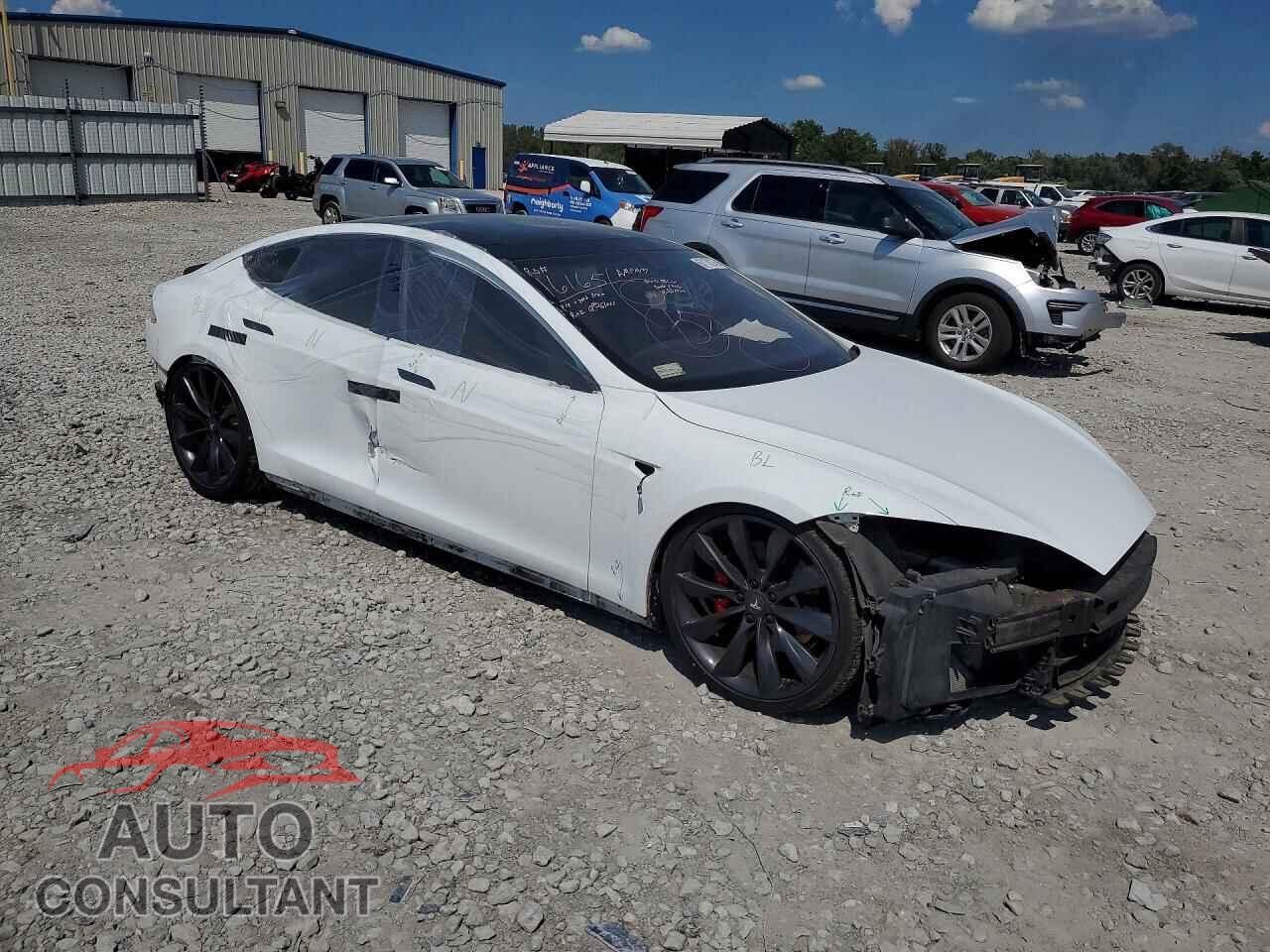 TESLA MODEL S 2015 - 5YJSA1H22FFP74956