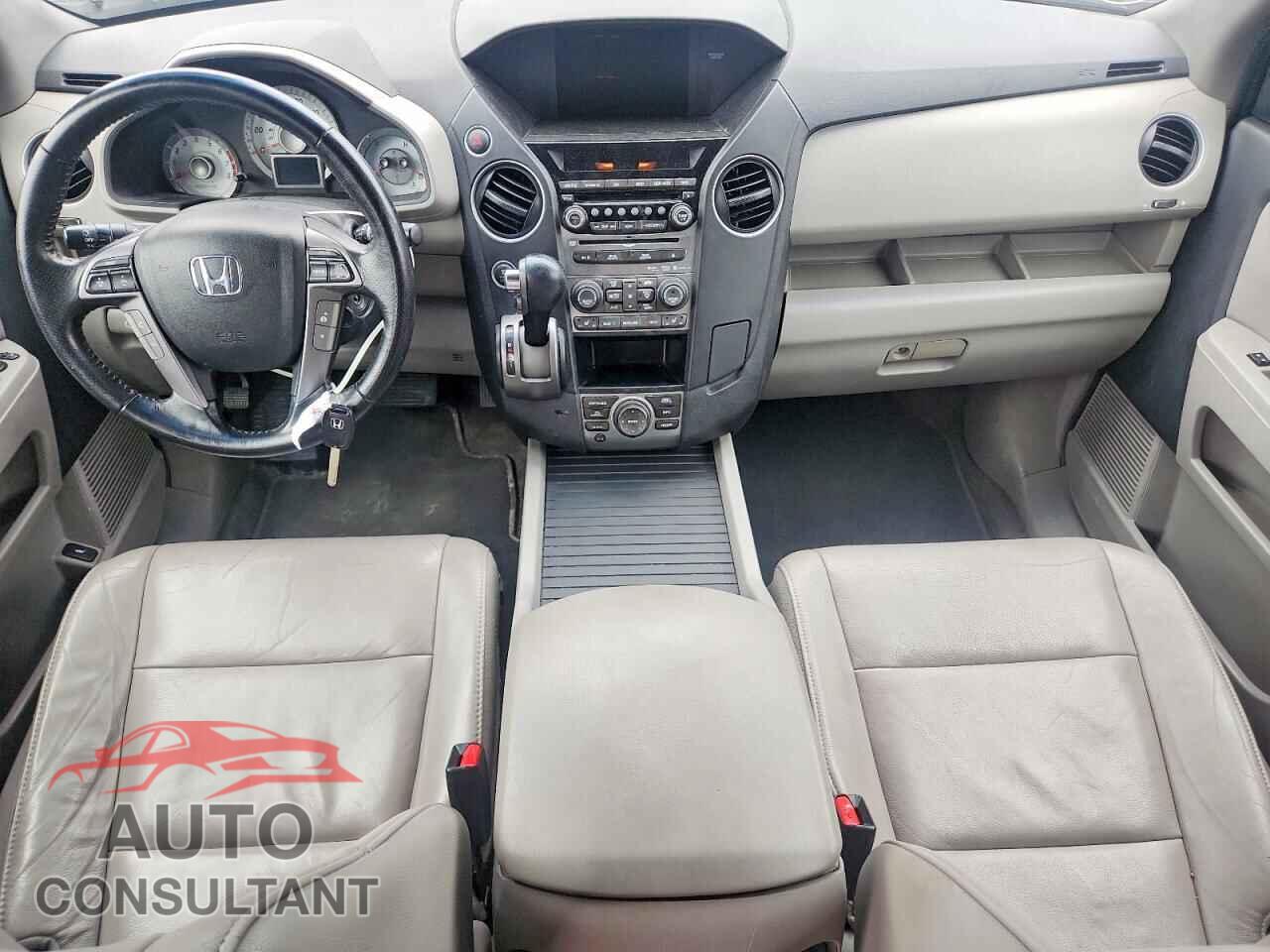 HONDA PILOT 2013 - 5FNYF4H96DB047522