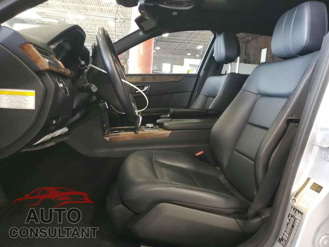 MERCEDES-BENZ E-CLASS 2011 - WDDHF8HB4BA265934