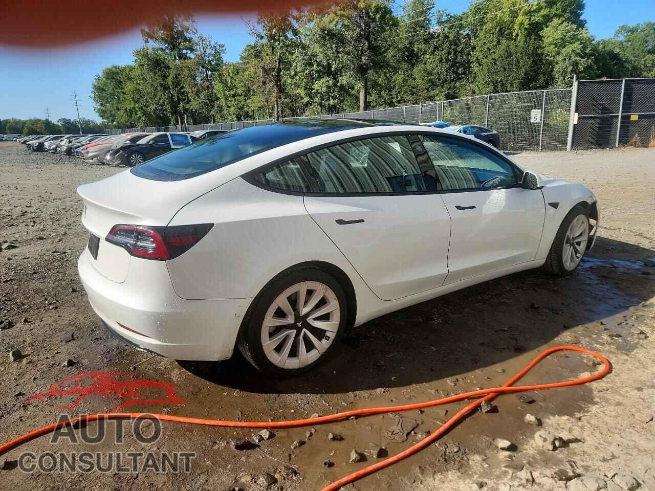 TESLA MODEL 3 2022 - 5YJ3E1EA4NF369569