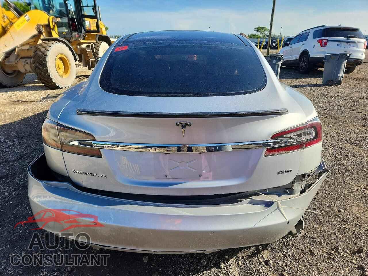 TESLA MODEL S 2016 - 5YJSA1E27GF126275