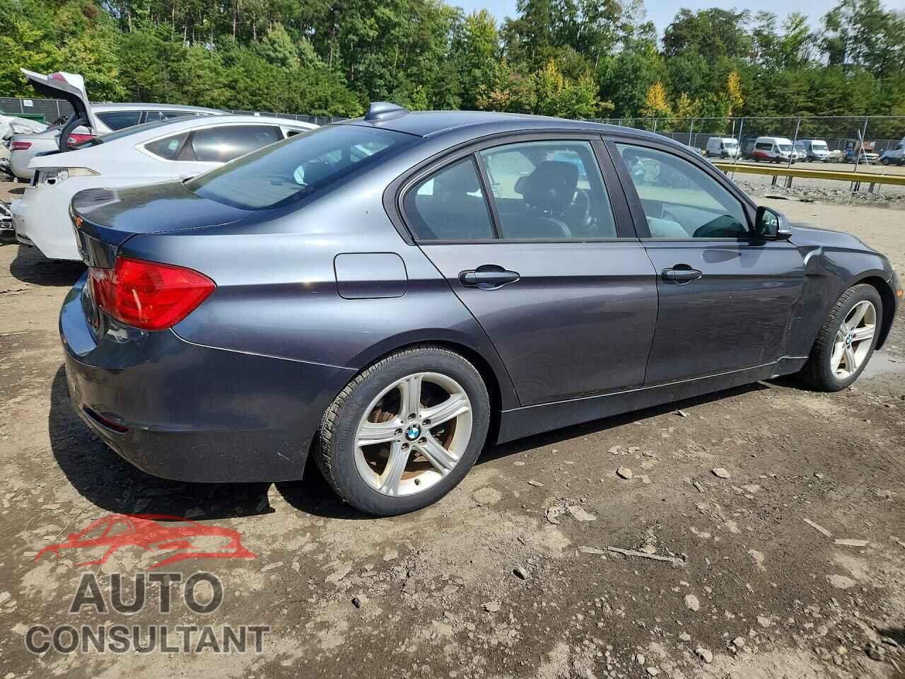 BMW 3 SERIES 2013 - WBA3B3G5XDNR80109