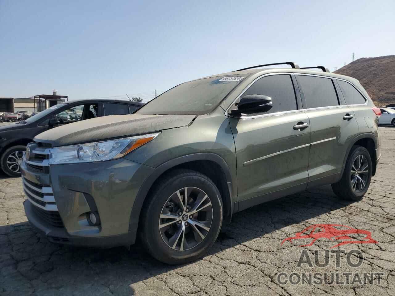 TOYOTA HIGHLANDER 2019 - 5TDBZRFH0KS947202