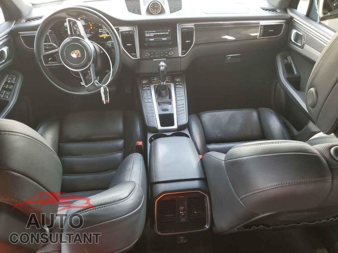 PORSCHE MACAN 2017 - WP1AF2A53HLB61590