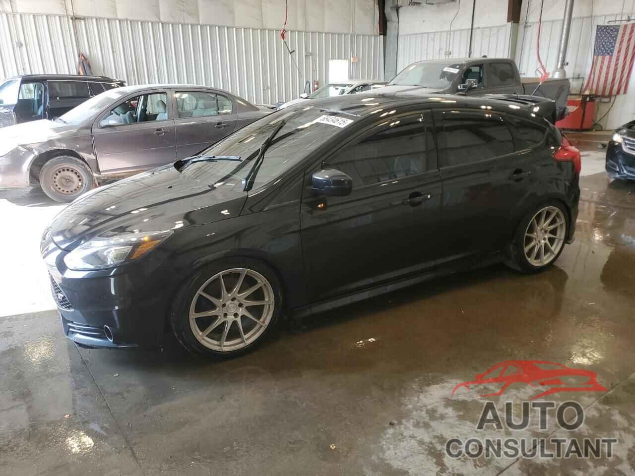 FORD FOCUS 2013 - 1FADP3L9XDL232060