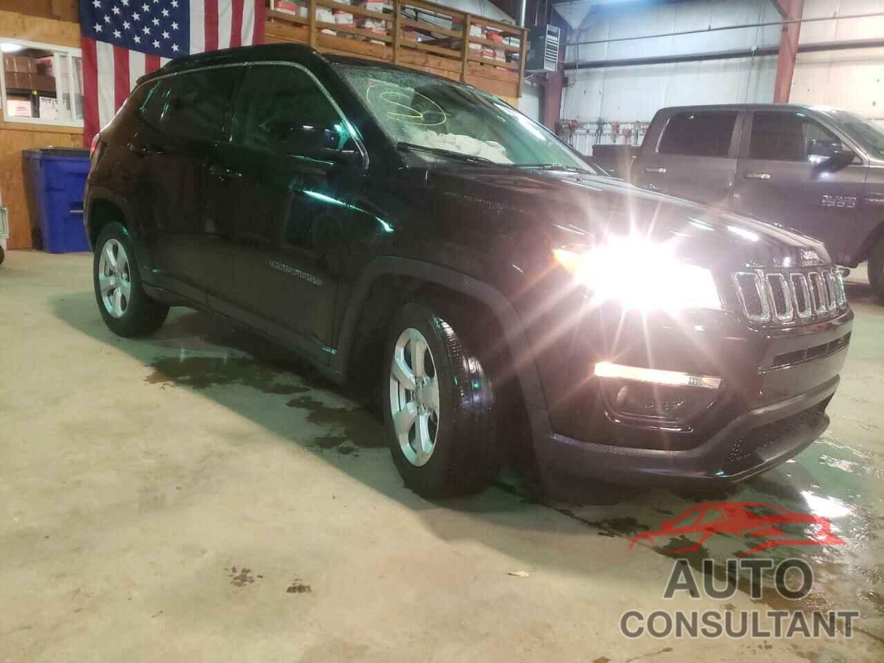 JEEP COMPASS 2018 - 3C4NJCBBXJT487036