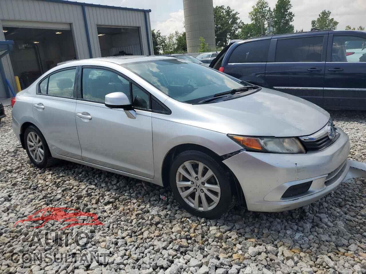 HONDA CIVIC 2012 - 2HGFB2F96CH502745