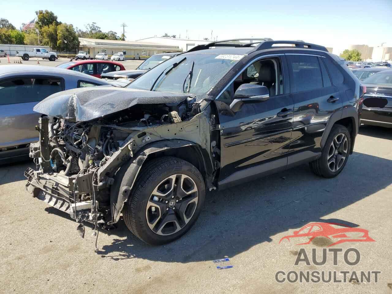 TOYOTA RAV4 2019 - 2T3J1RFV9KC011913