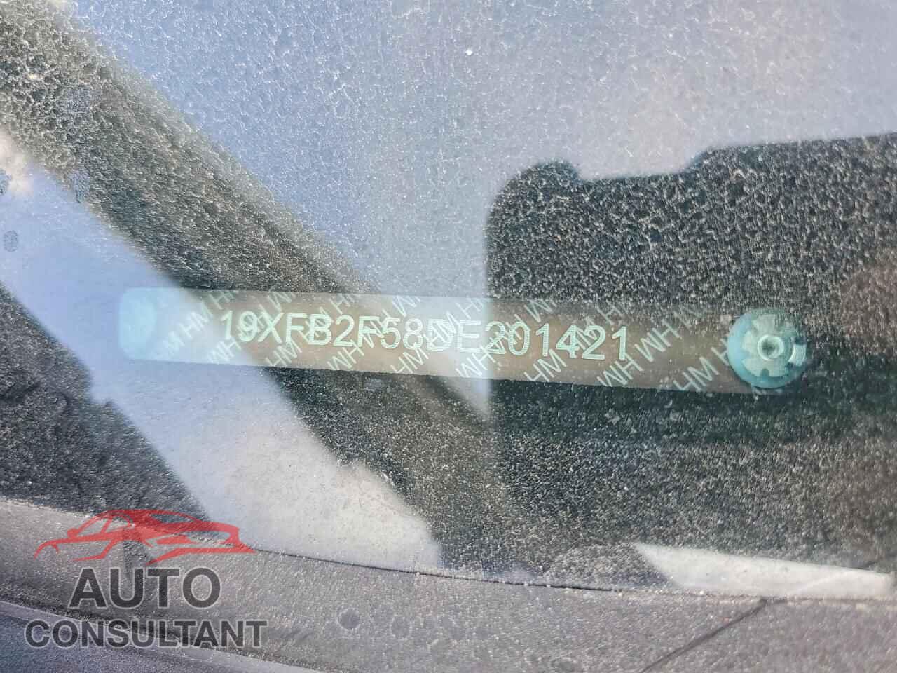 HONDA CIVIC 2013 - 19XFB2F58DE201421