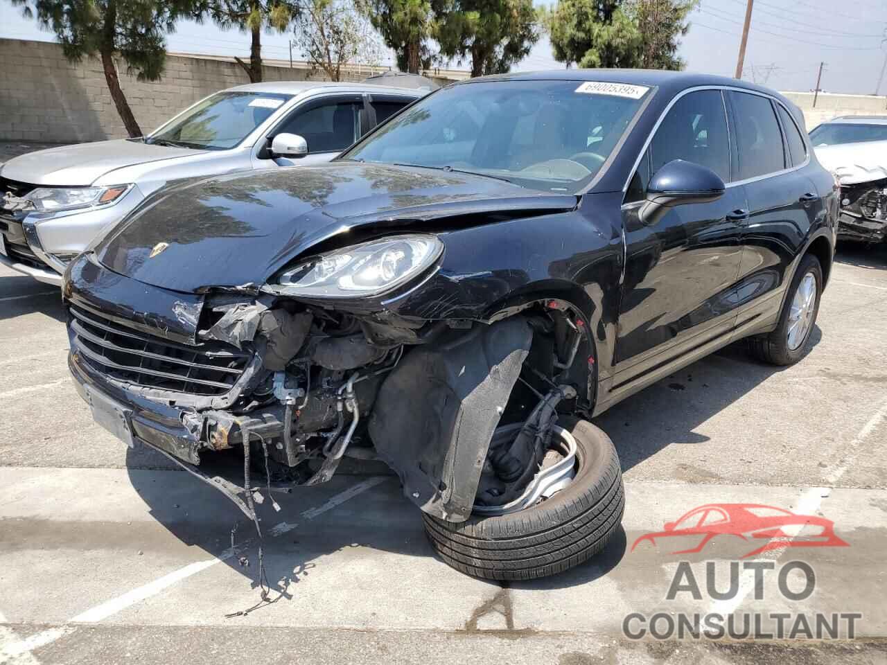 PORSCHE CAYENNE 2016 - WP1AA2A28GKA12410