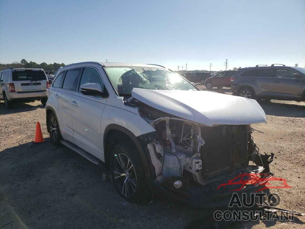 TOYOTA HIGHLANDER 2016 - 5TDKKRFH0GS135376
