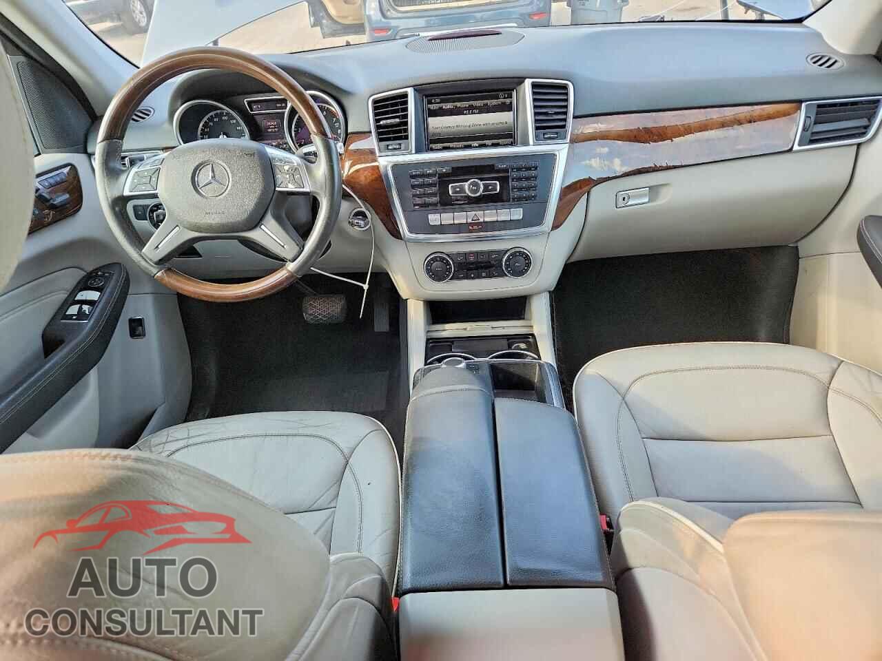 MERCEDES-BENZ M-CLASS 2013 - 4JGDA5JB8DA158237