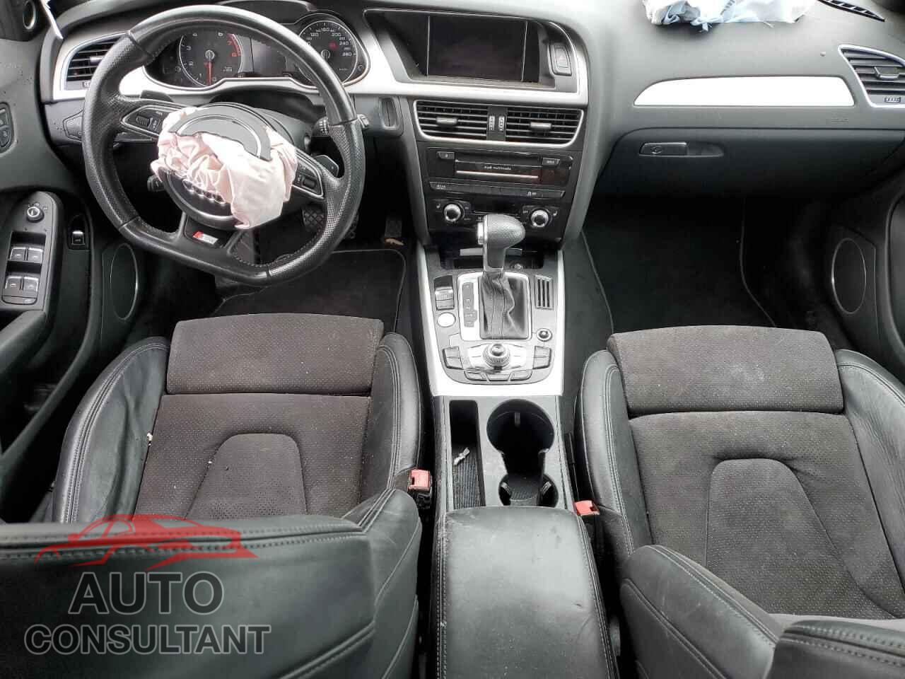 AUDI A4 2013 - WAUKFCFL2DN048440